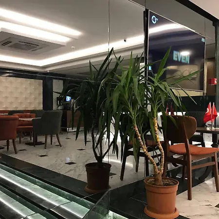 Valens Downtown Hotel 2*