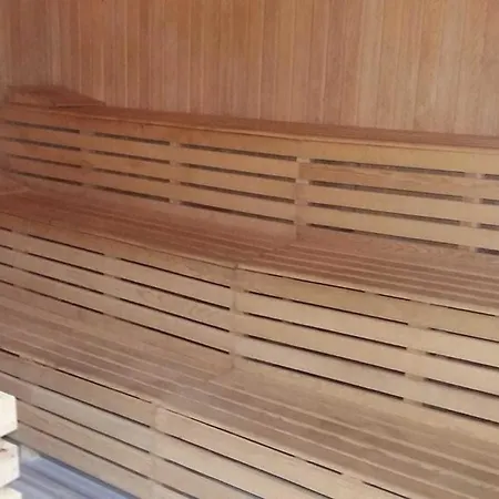 Valens Downtown Hotel 2*