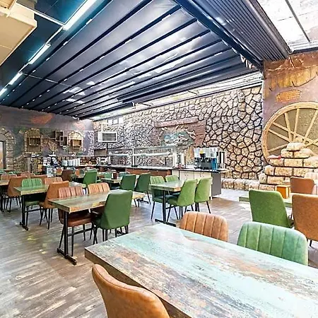 Valens Downtown Hotel