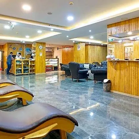 Valens Downtown Hotel 2*