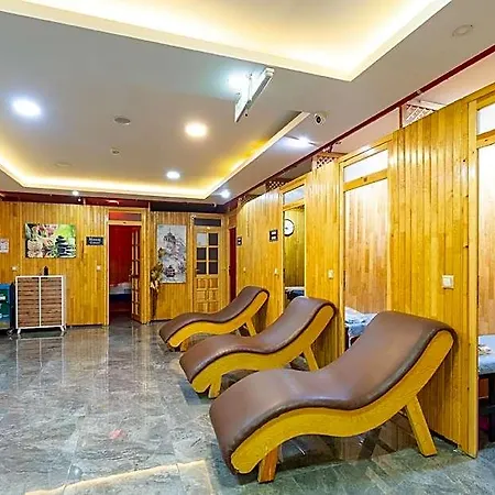 Hotel Valens Downtown 2*