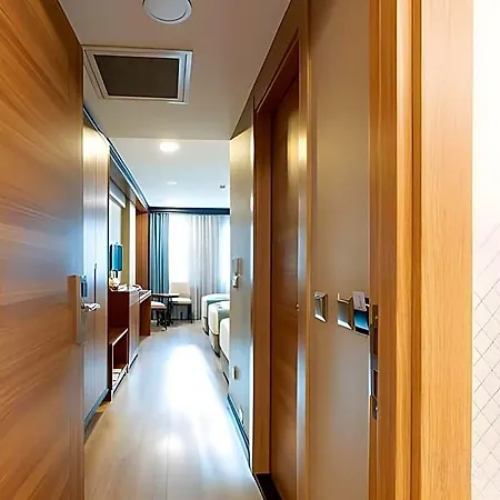 Valens Downtown Hotel