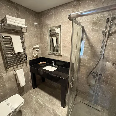 Valens Downtown Hotel