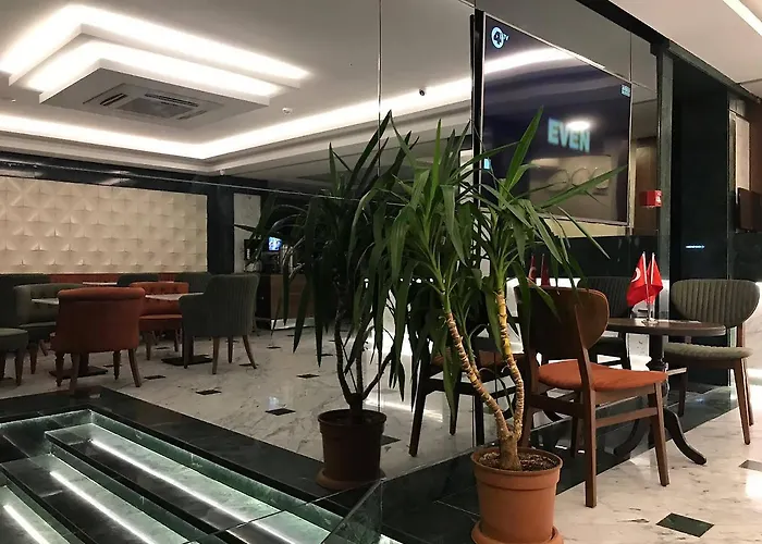 Valens Downtown Hotel 2*