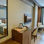 Hotel Valens Downtown 2*